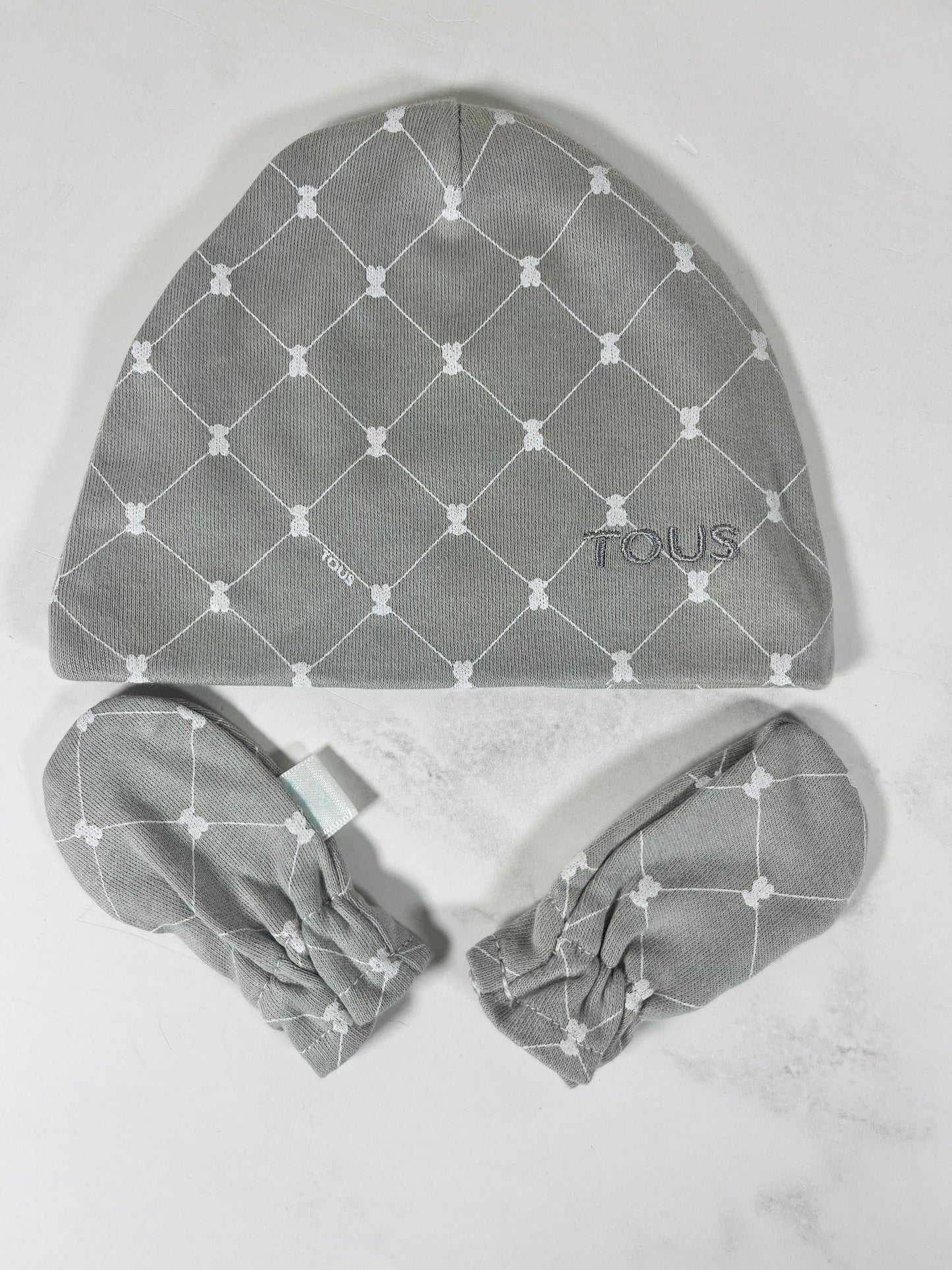 Gorritos TOUS recién nacido con manoplas 1m