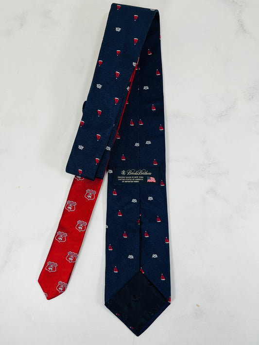 Corbata Brooks Brothers rojo y azul marino