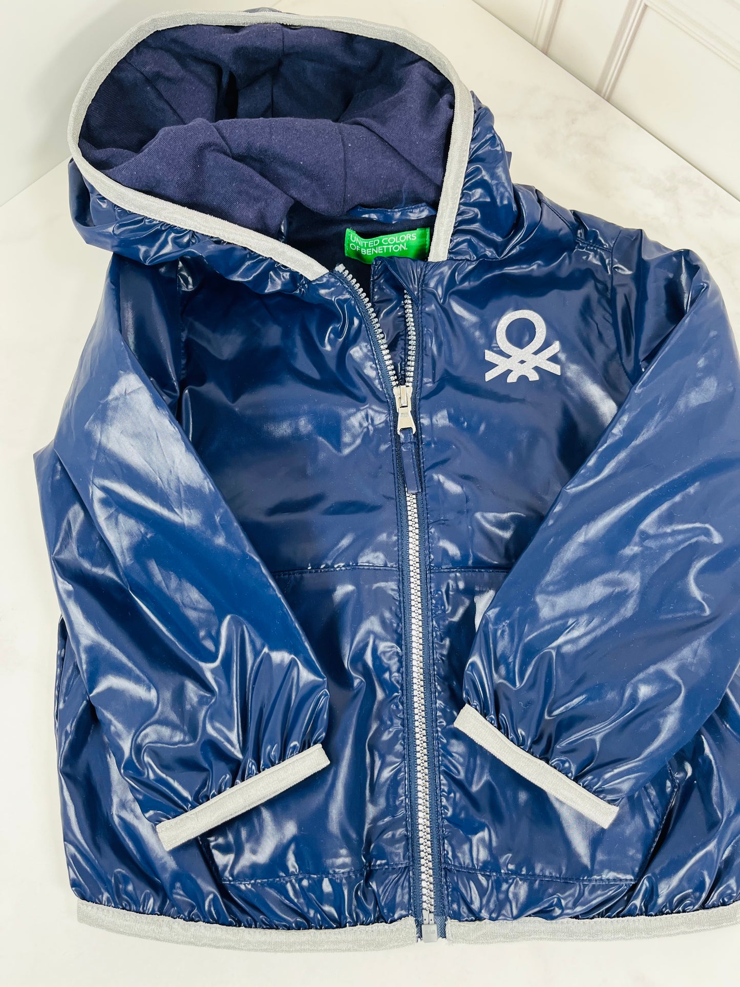 BENETTON Cazadora impermeable azul 12m