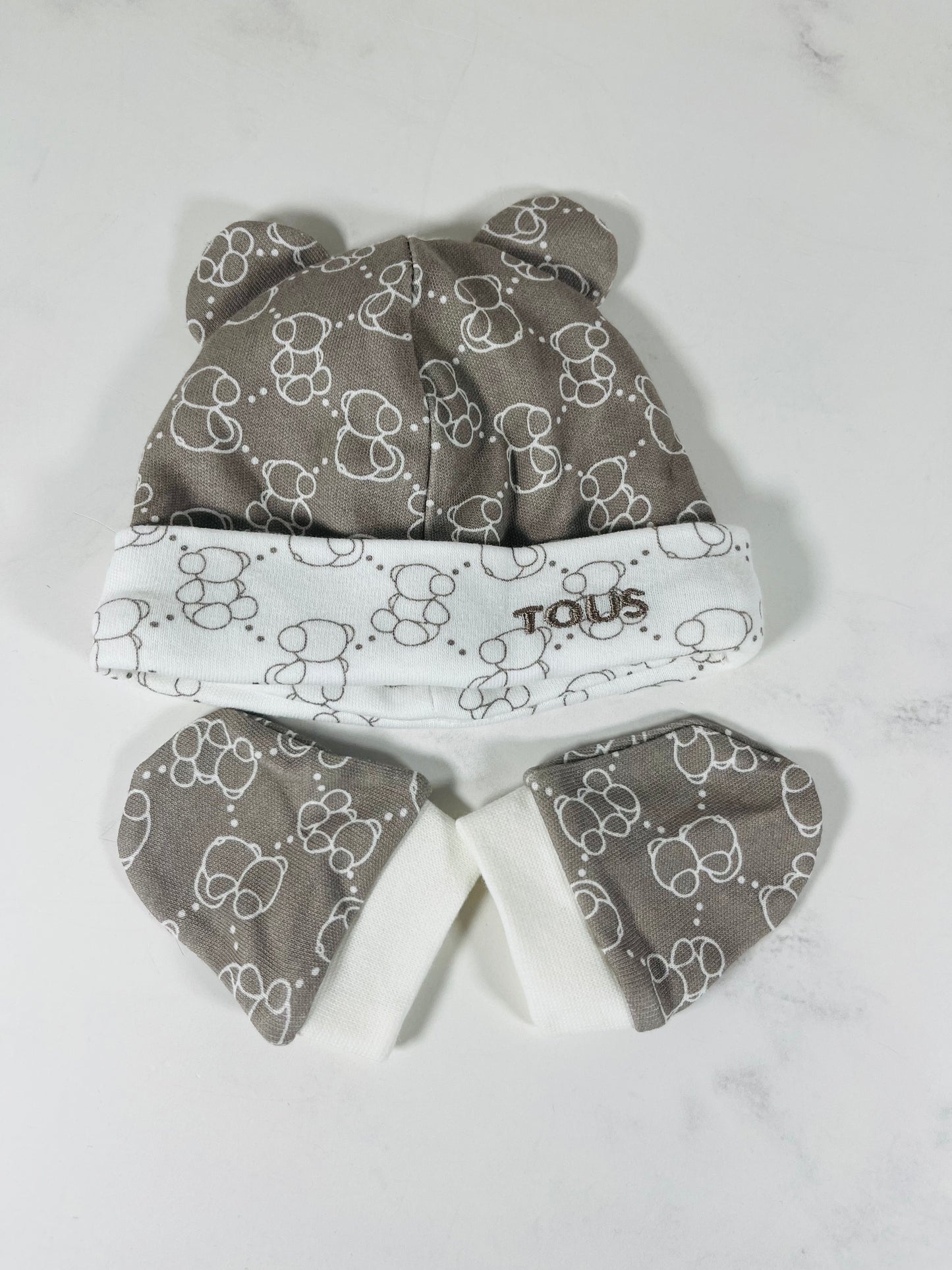 Gorritos TOUS recién nacido con manoplas 1m